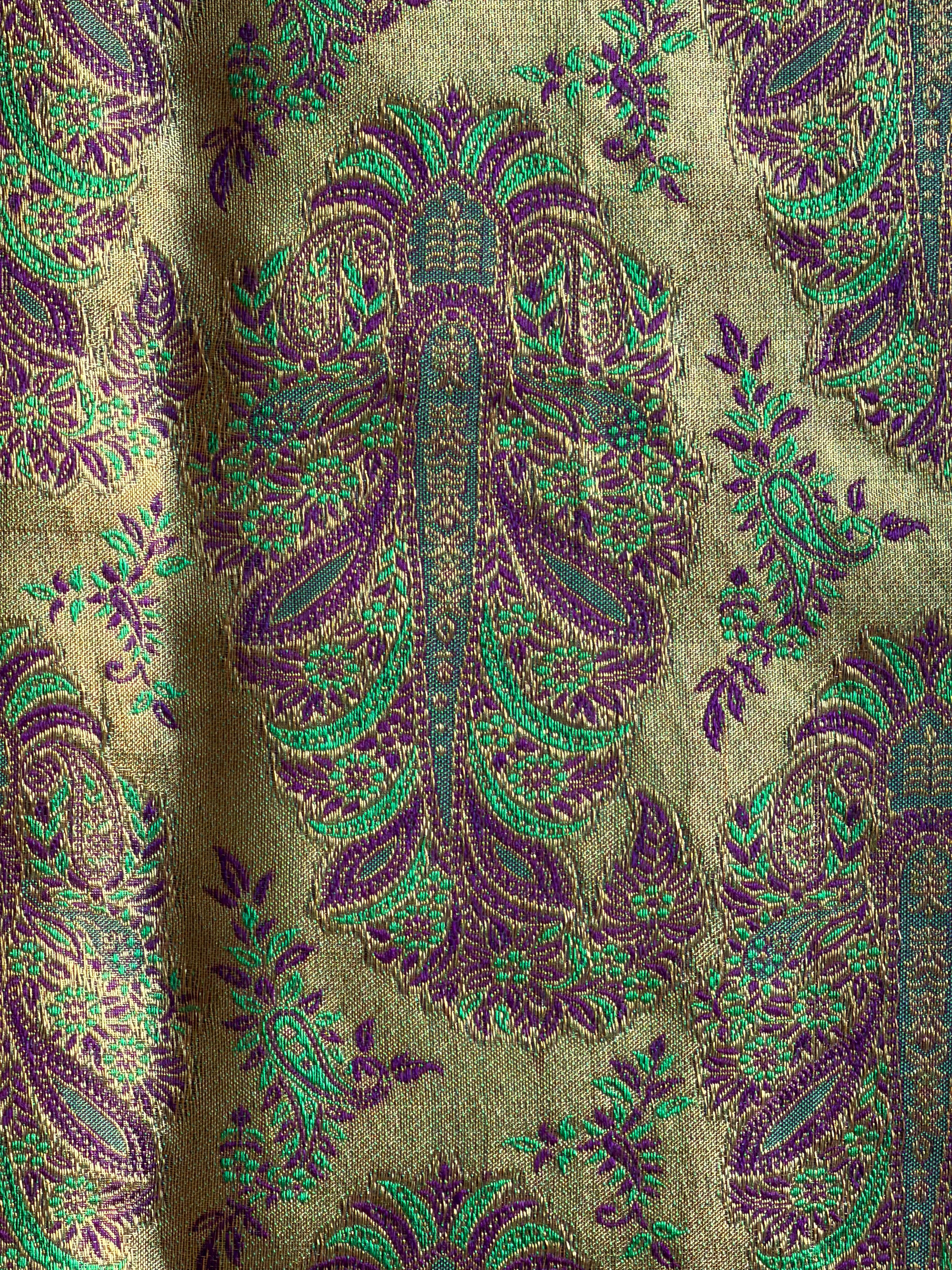 Kanchipuram pure silk saree border and body close-up - direct from manufacturer at best price